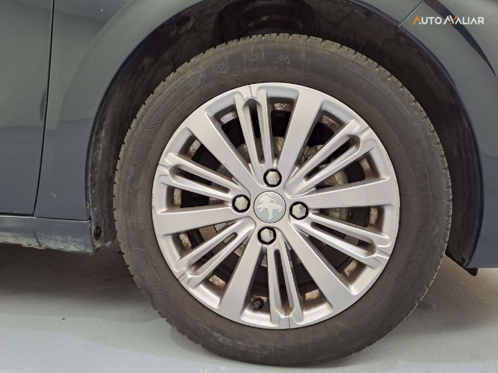 PEUGEOT 208 SIGNATURE (5P; 61KW; 82CV; CX. M; 5/2018 a 6/2019)