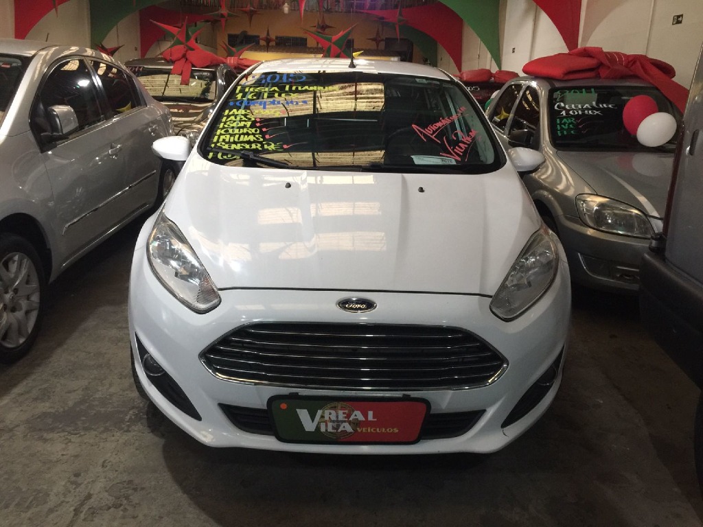 FORD FIESTA 1.6 TITANIUM HATCH 16V FLEX 4P POWERSHIFT FORD FIESTA 1.6 TITANIUM HATCH 16V FLEX 4P POWERSHIFT