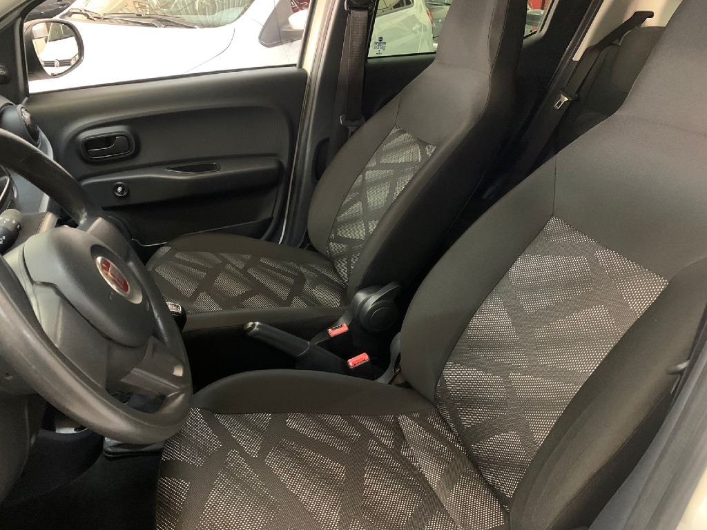 FIAT MOBI 1.0 8V EVO FLEX EASY MANUAL FIAT MOBI 1.0 8V EVO FLEX EASY MANUAL