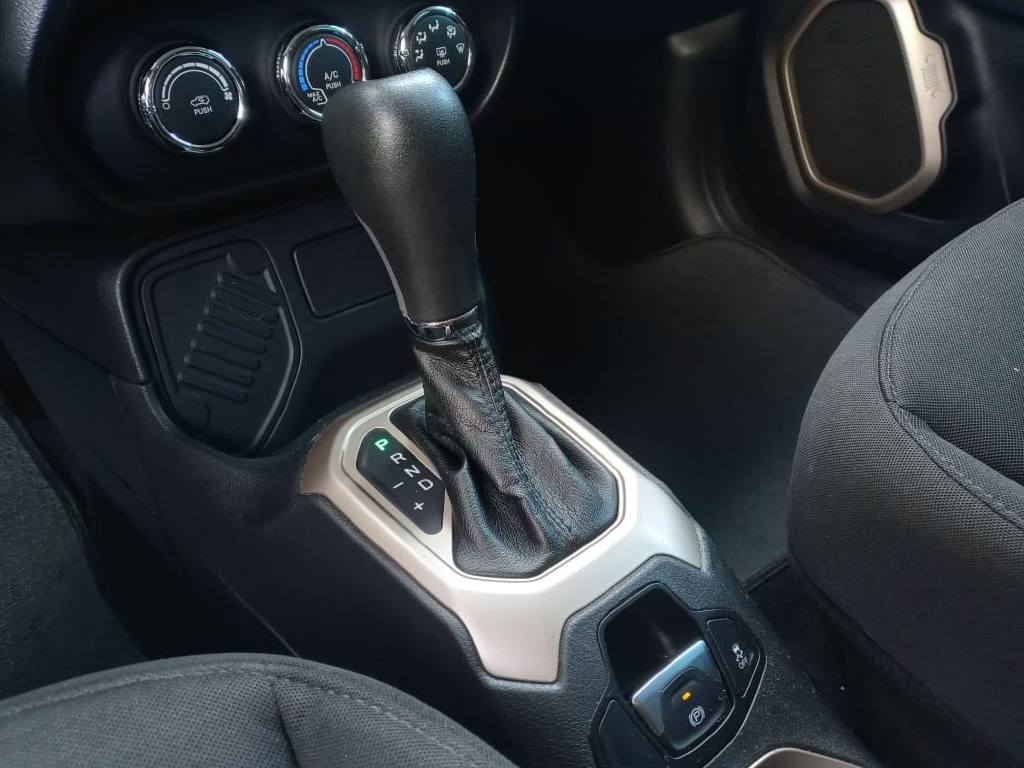 JEEP RENEGADE 1.8 16V FLEX 4P AUTOMATICO JEEP RENEGADE 1.8 16V FLEX 4P AUTOMATICO