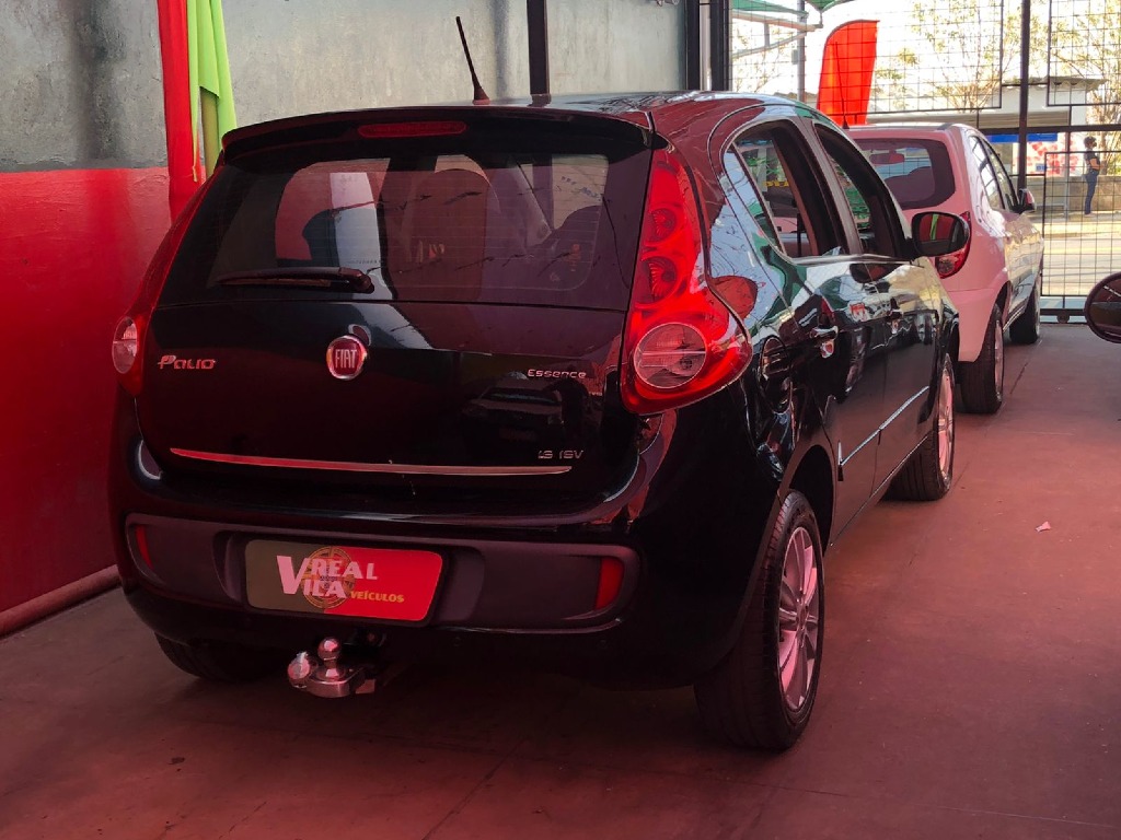 FIAT PALIO 1.6 MPI ESSENCE 16V FLEX 4P MANUAL FIAT PALIO 1.6 MPI ESSENCE 16V FLEX 4P MANUAL