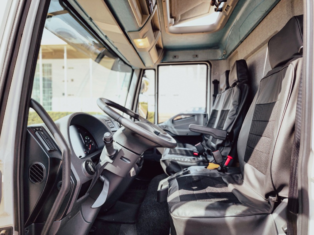 IVECO TECTOR 9 190 4x2 DIESEL E5