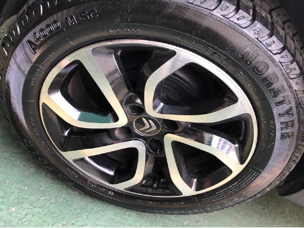 CITROEN AIRCROSS 1.6 GLX 16V FLEX 4P AUTOMATICO CITROEN AIRCROSS 1.6 GLX 16V FLEX 4P AUTOMATICO
