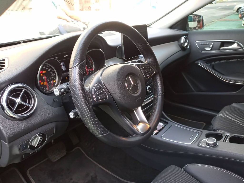 MERCEDES-BENZ GLA 200 GLA 200 FF ADVANCE 1.6 FLEX MERCEDES-BENZ GLA 200 GLA 200 FF ADVANCE 1.6 FLEX