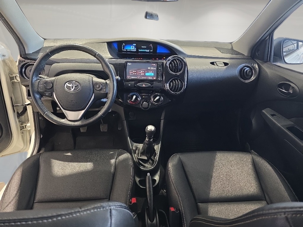 toyota ETIOS 1.5 XLS SEDAN 16V FLEX 4P MANUAL 2017