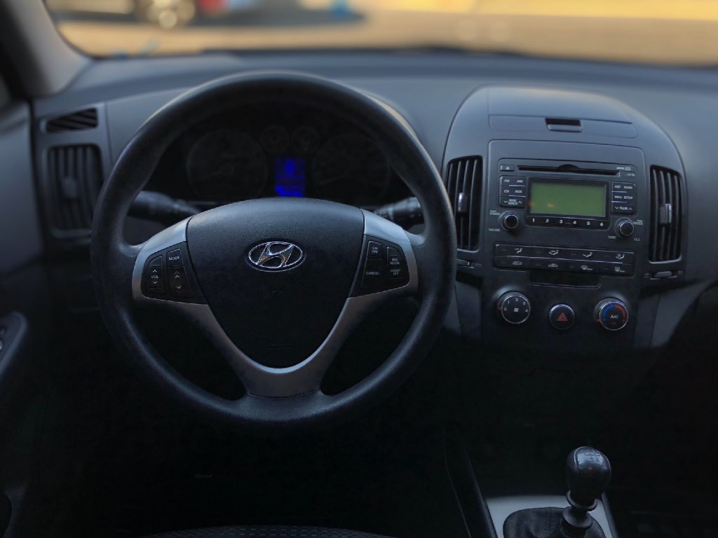 HYUNDAI I30 2.0 MPFI GLS 16V GASOLINA 4P MANUAL HYUNDAI I30 2.0 MPFI GLS 16V GASOLINA 4P MANUAL