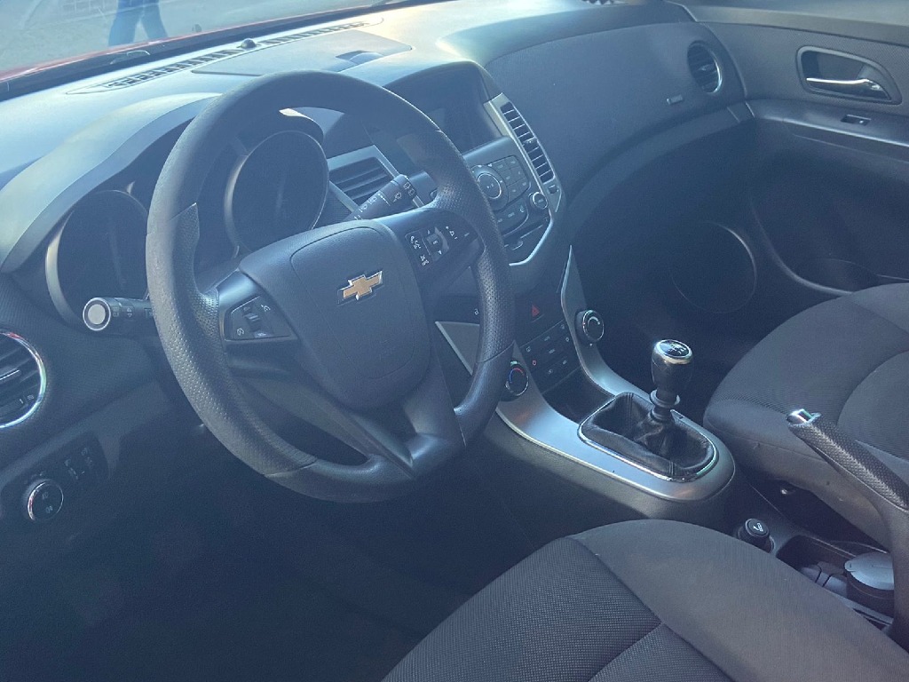 CHEVROLET CRUZE 1.8 LT 16V FLEX 4P MANUAL CHEVROLET CRUZE 1.8 LT 16V FLEX 4P MANUAL