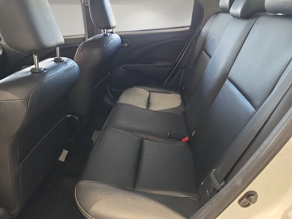 toyota ETIOS 1.5 XLS SEDAN 16V FLEX 4P MANUAL 2017