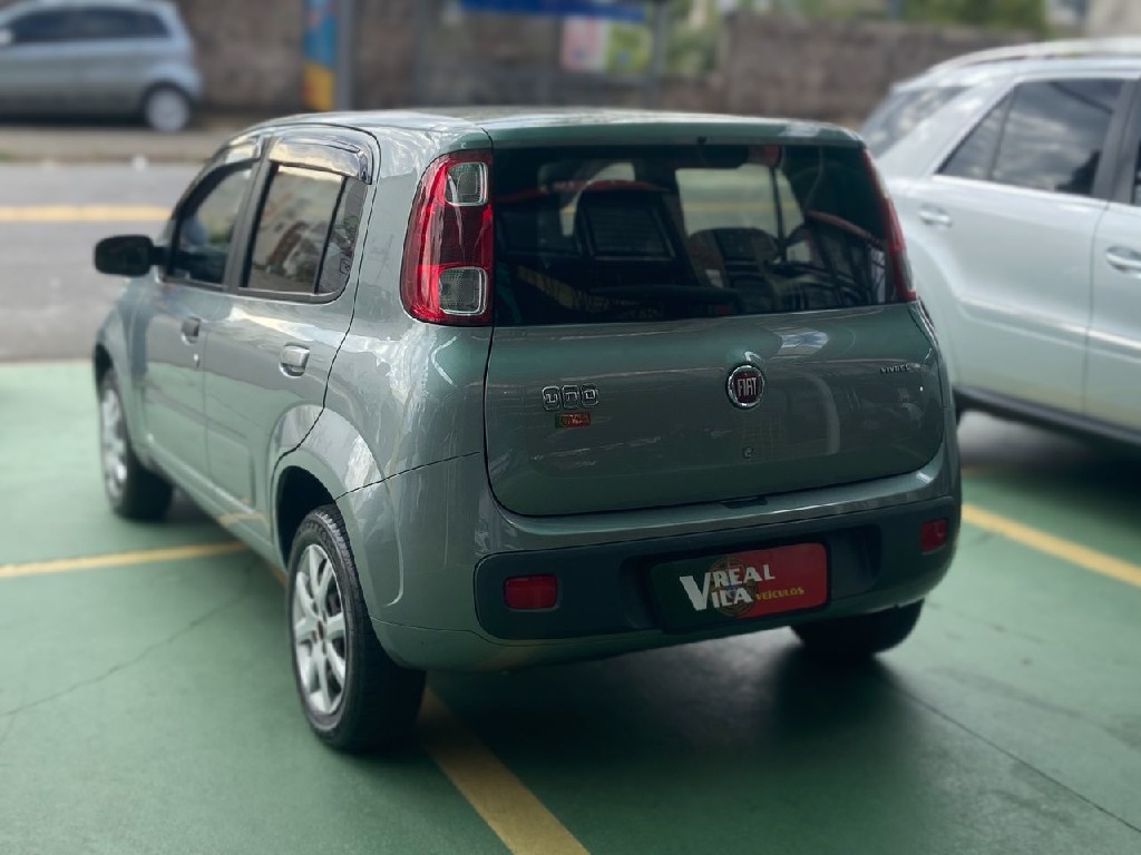 FIAT UNO 1.0 EVO VIVACE CELEBRATION 8V 4P MANUAL FIAT UNO 1.0 EVO VIVACE CELEBRATION 8V 4P MANUAL