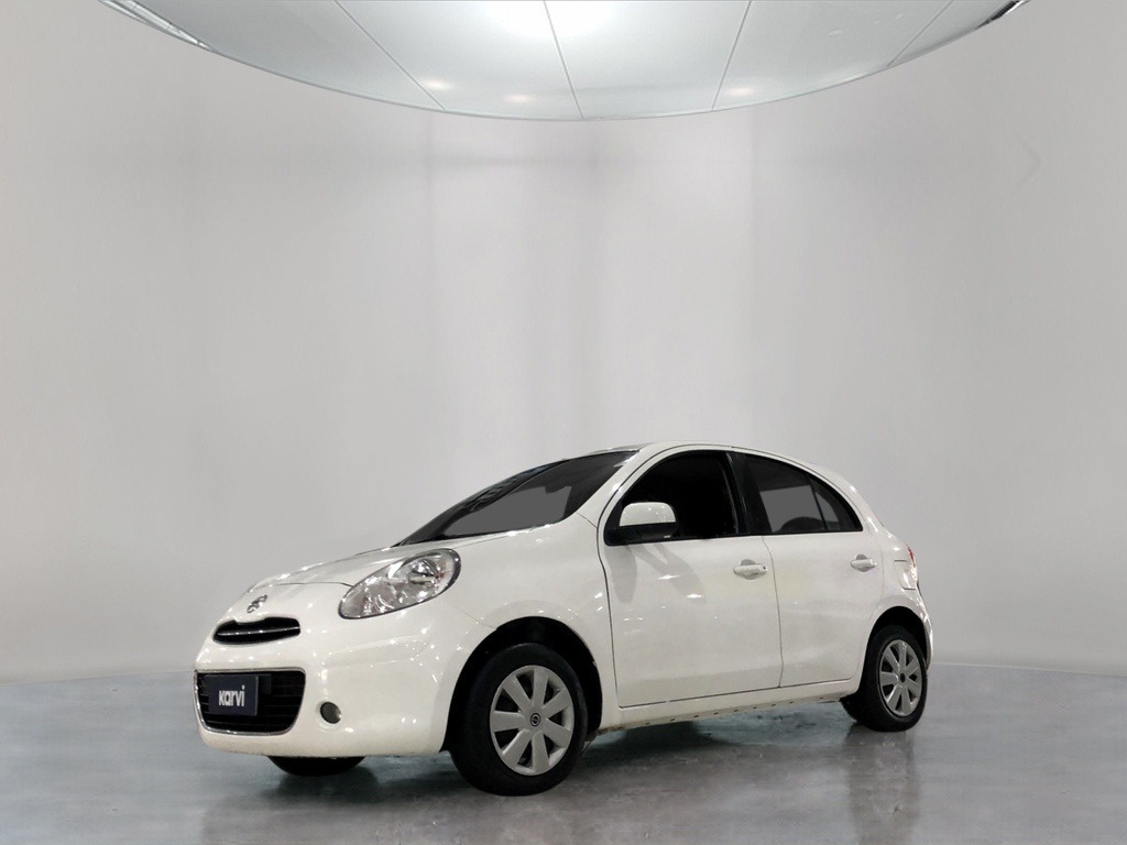 Carros seminovos NISSAN MARCH 1.0 S 16V FLEX 4P MANUAL