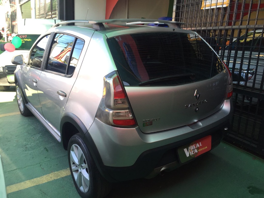 RENAULT SANDERO 1.6 STEPWAY 16V FLEX 4P MANUAL RENAULT SANDERO 1.6 STEPWAY 16V FLEX 4P MANUAL