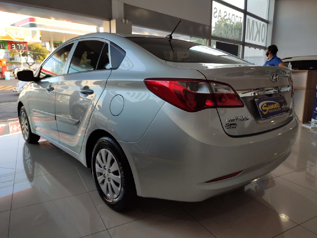 HYUNDAI HB20S 1.6 COMFORT PLUS 16V FLEX 4P MANUAL HYUNDAI HB20S 1.6 COMFORT PLUS 16V FLEX 4P MANUAL