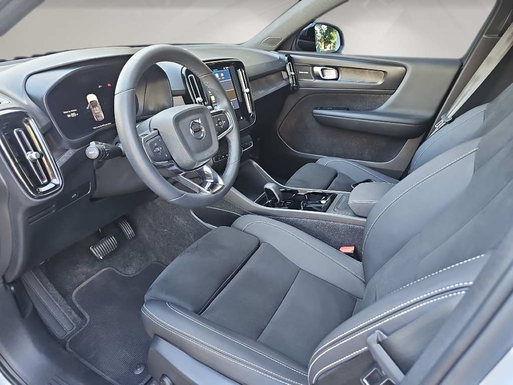 volvo C40 P8 RECHARGE TWIN ELECTRIC ULTIMATE AWD 2024
