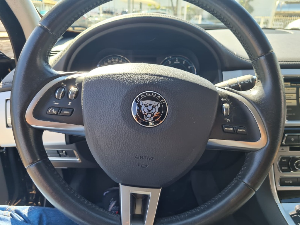 JAGUAR XF 2.0 PREMIUM LUXURY TURBOCHARGED GASOLINA 4P AUTOMATICO JAGUAR XF 2.0 PREMIUM LUXURY TURBOCHARGED GASOLINA 4P AUTOMATICO