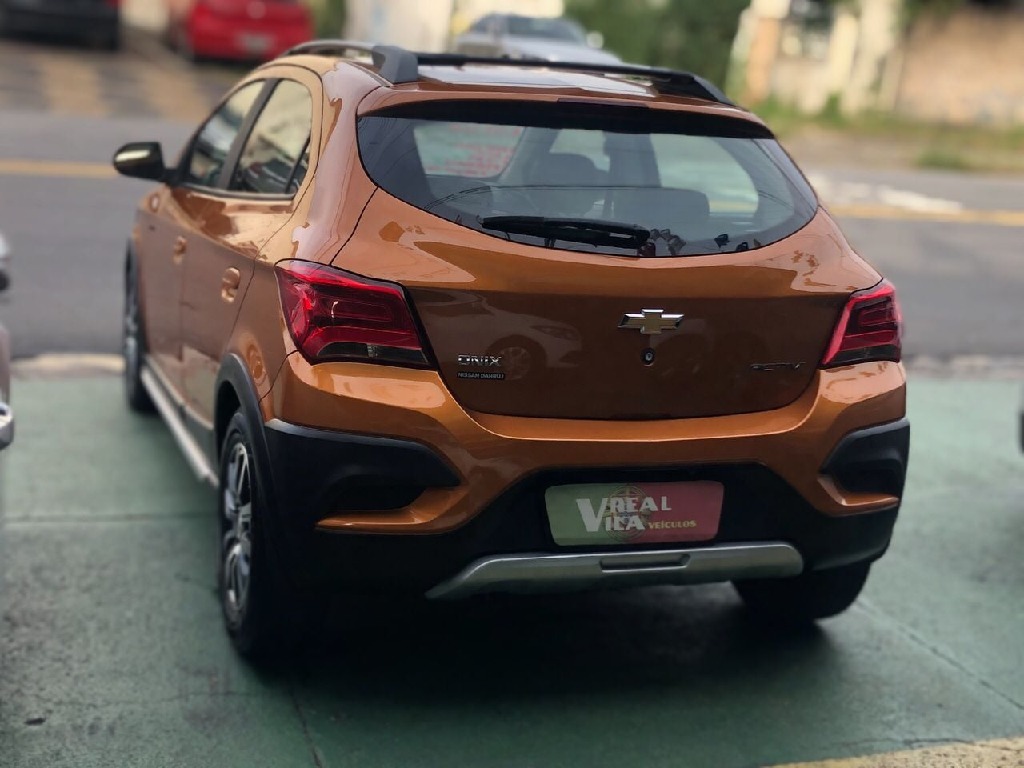 CHEVROLET ONIX 1.4 MPFI ACTIV 8V FLEX 4P MANUAL CHEVROLET ONIX 1.4 MPFI ACTIV 8V FLEX 4P MANUAL