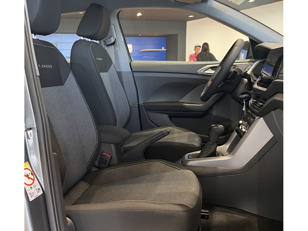 volkswagen T-CROSS 1.0 200 TSI TOTAL FLEX AUTOMÁTICO 2026