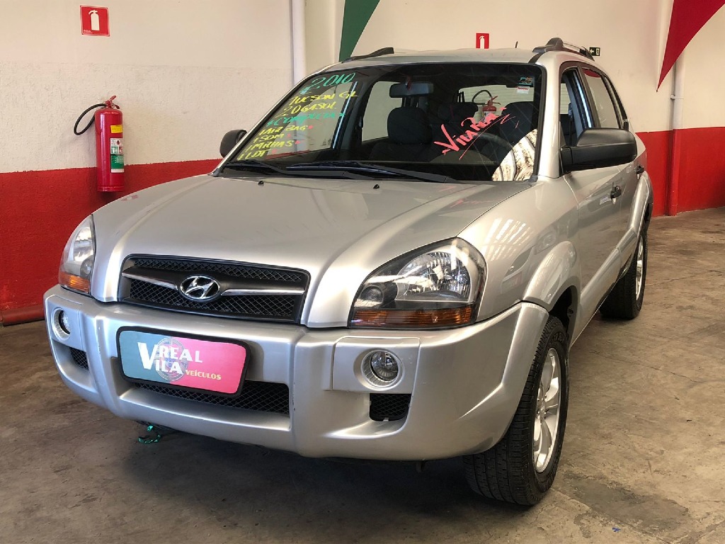 HYUNDAI TUCSON 2.0 MPFI GL 16V 142CV 2WD GASOLINA 4P MANUAL HYUNDAI TUCSON 2.0 MPFI GL 16V 142CV 2WD GASOLINA 4P MANUAL