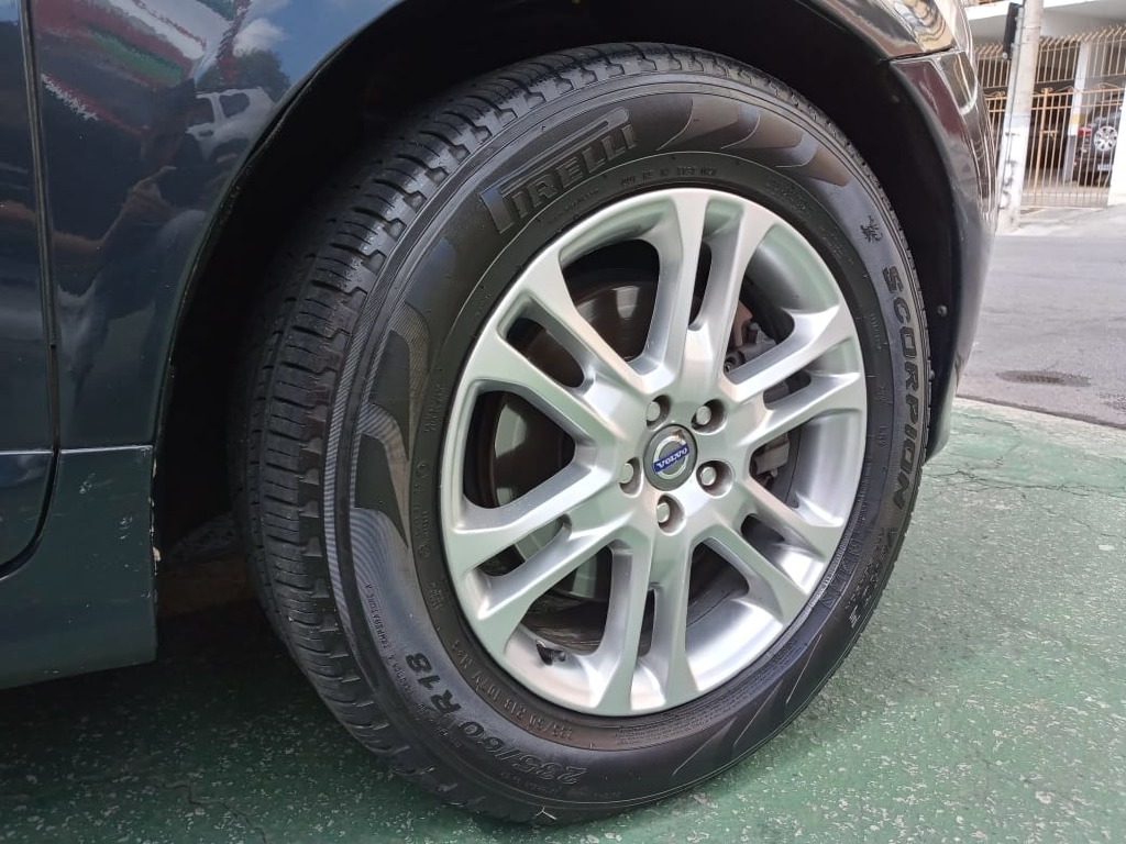 VOLVO XC60 2.0 T5 DYNAMIC FWD TURBO GASOLINA 4P AUTOMATICO VOLVO XC60 2.0 T5 DYNAMIC FWD TURBO GASOLINA 4P AUTOMATICO