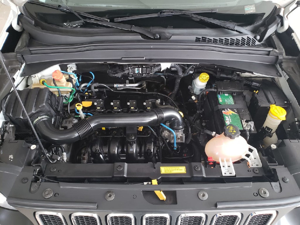JEEP RENEGADE 1.8 16V FLEX SPORT 4P AUTOMATICO JEEP RENEGADE 1.8 16V FLEX SPORT 4P AUTOMATICO