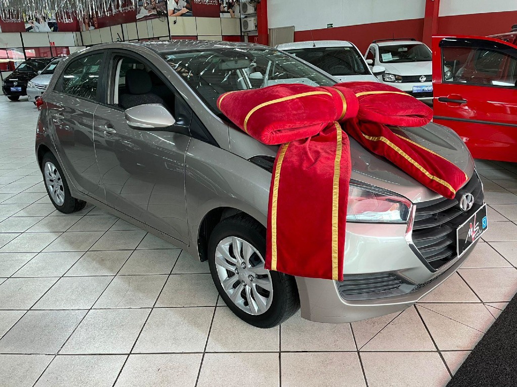 HYUNDAI HB20 1.0 COMFORT PLUS 12V FLEX 4P MANUAL HYUNDAI HB20 1.0 COMFORT PLUS 12V FLEX 4P MANUAL