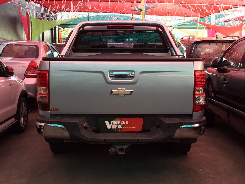 CHEVROLET S10 2.4 LTZ 4X2 CD 8V FLEX 4P MANUAL CHEVROLET S10 2.4 LTZ 4X2 CD 8V FLEX 4P MANUAL
