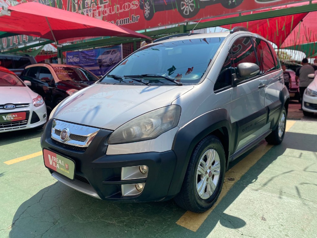 FIAT IDEA 1.8 MPI ADVENTURE 16V FLEX 4P MANUAL FIAT IDEA 1.8 MPI ADVENTURE 16V FLEX 4P MANUAL