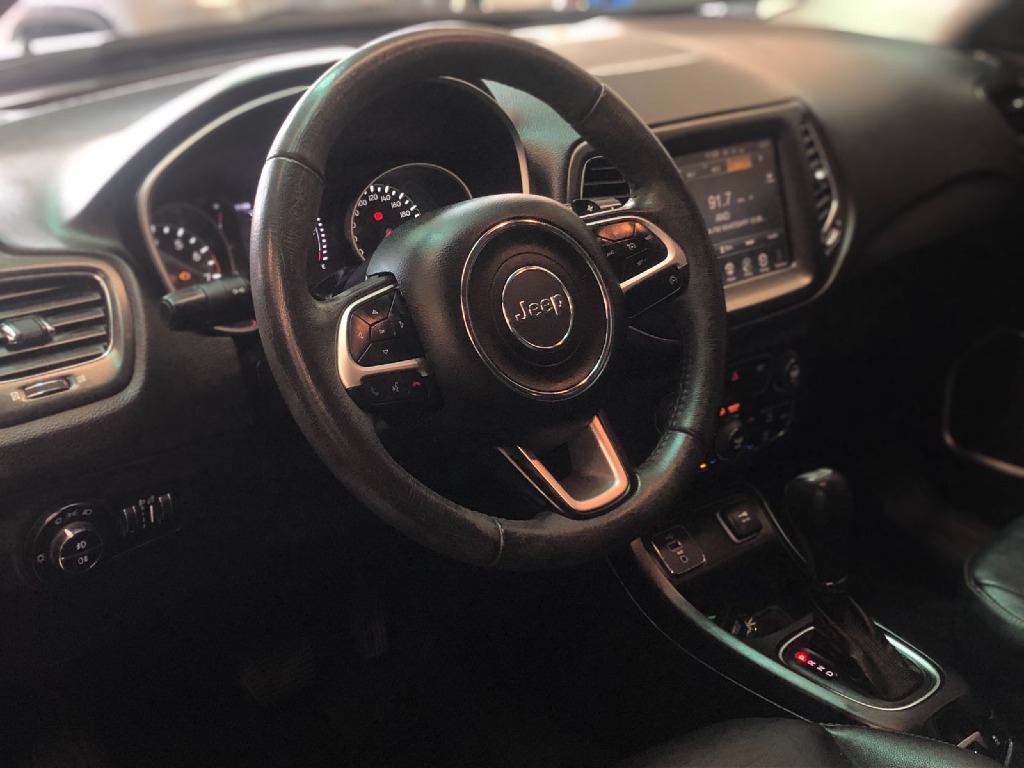 JEEP COMPASS 2.0 16V FLEX LONGITUDE AUTOMATICO JEEP COMPASS 2.0 16V FLEX LONGITUDE AUTOMATICO