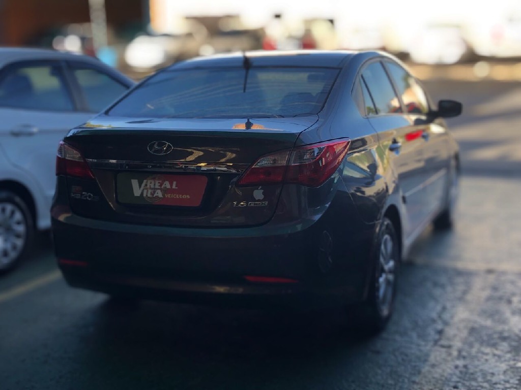 HYUNDAI HB20S 1.6 COMFORT PLUS 16V FLEX 4P MANUAL HYUNDAI HB20S 1.6 COMFORT PLUS 16V FLEX 4P MANUAL