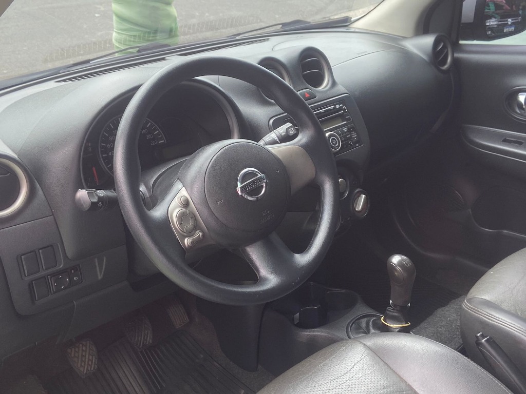 NISSAN MARCH 1.6 SV 16V FLEX 4P MANUAL NISSAN MARCH 1.6 SV 16V FLEX 4P MANUAL