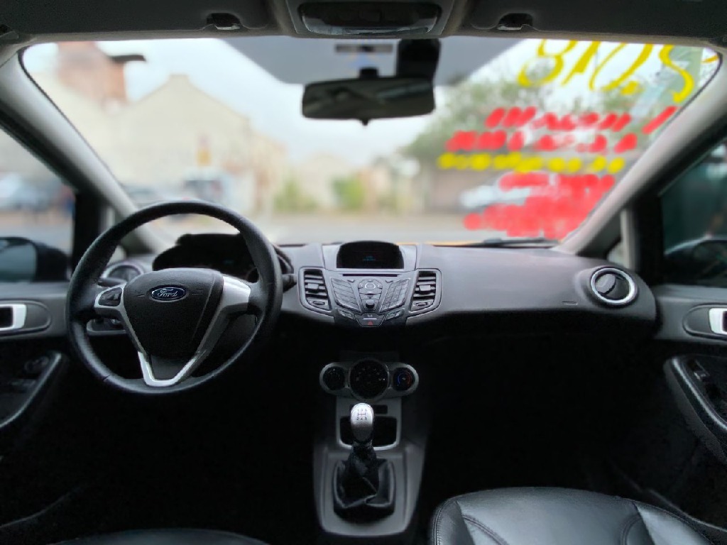 FORD FIESTA 1.6 SE HATCH 16V FLEX 4P MANUAL FORD FIESTA 1.6 SE HATCH 16V FLEX 4P MANUAL