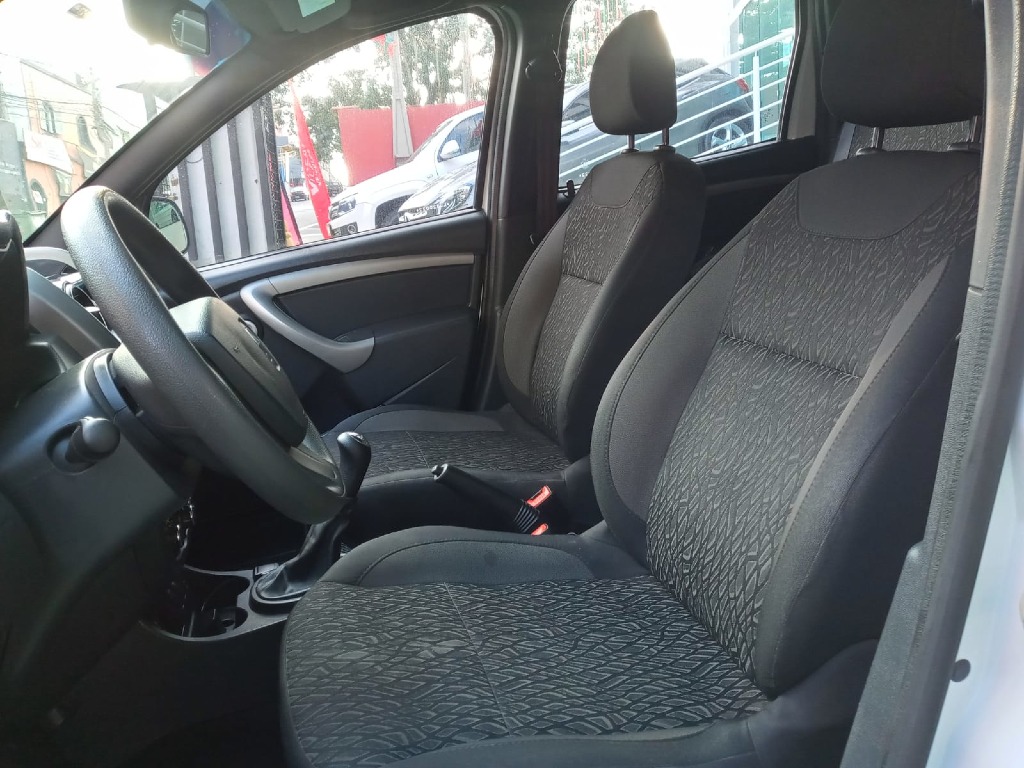 RENAULT DUSTER OROCH 1.6 16V SCE FLEX EXPRESS MANUAL RENAULT DUSTER OROCH 1.6 16V SCE FLEX EXPRESS MANUAL
