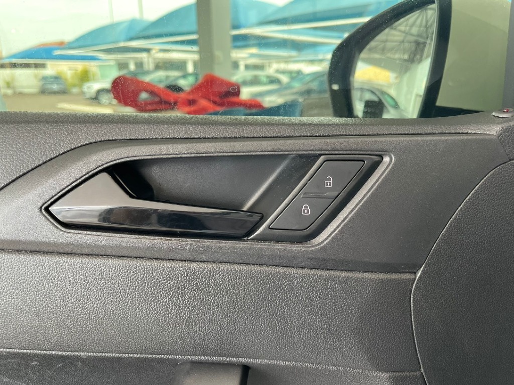 volkswagen POLO 1.0 MPI TOTAL FLEX MANUAL 2020