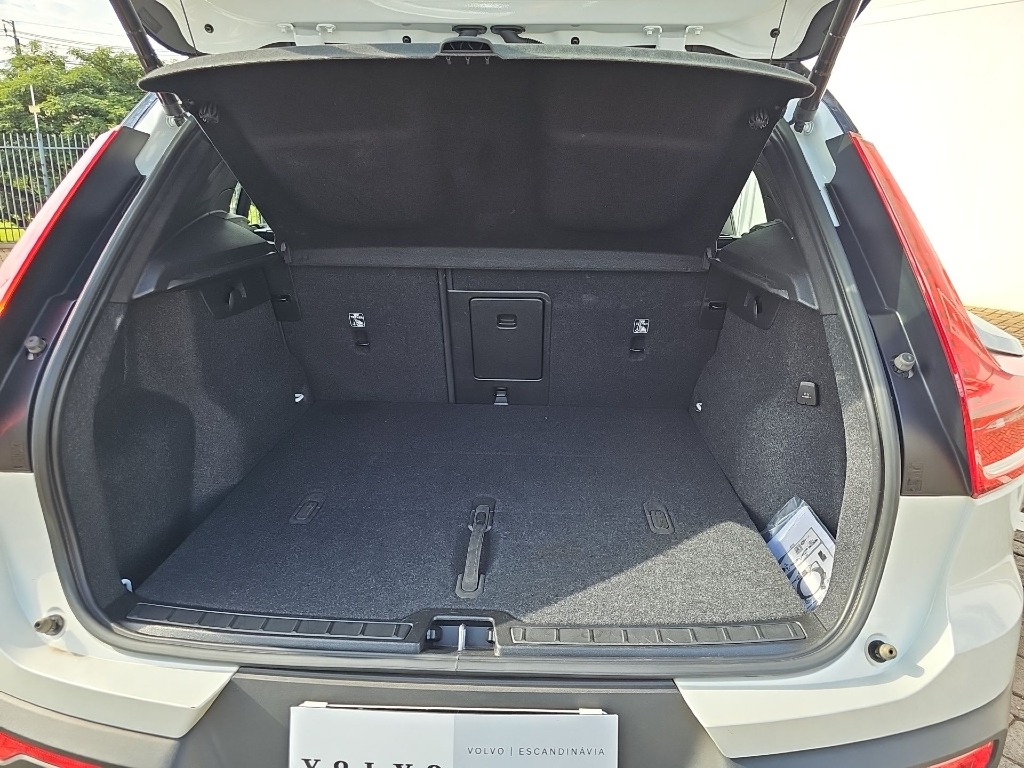 volvo XC40 P6 RECHARGE ELECTRIC PLUS AWD 2023