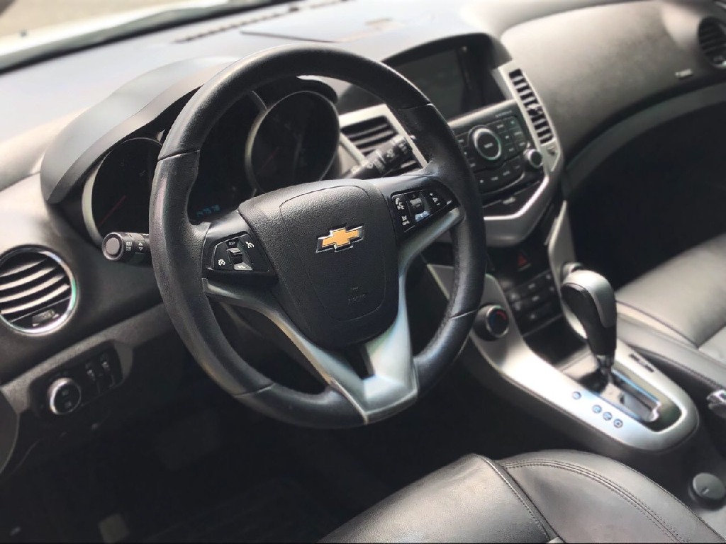 CHEVROLET CRUZE 1.8 LT 16V FLEX 4P AUTOMATICO CHEVROLET CRUZE 1.8 LT 16V FLEX 4P AUTOMATICO