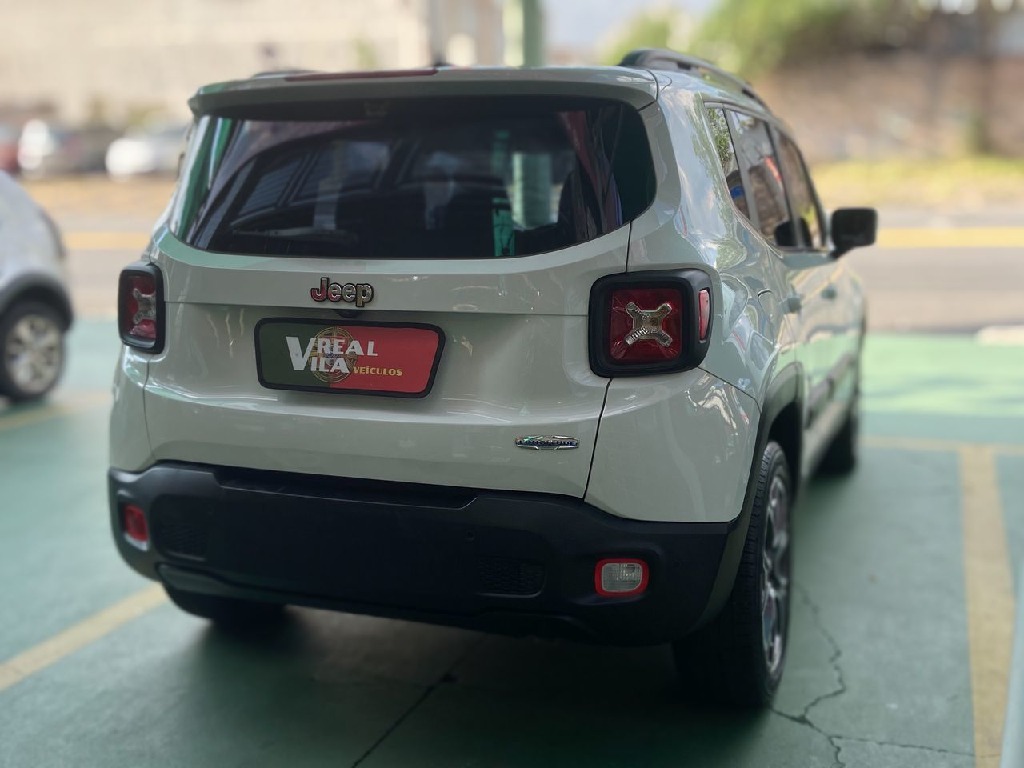 JEEP RENEGADE 1.8 16V FLEX LONGITUDE 4P AUTOMATICO JEEP RENEGADE 1.8 16V FLEX LONGITUDE 4P AUTOMATICO