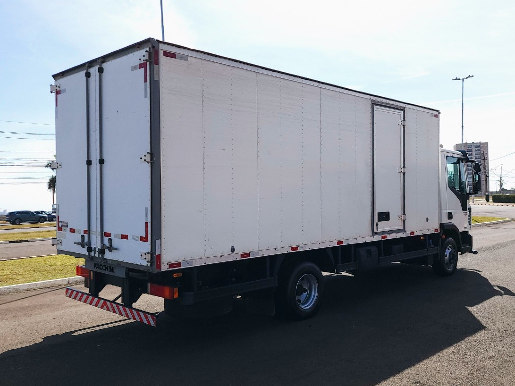 IVECO TECTOR 9 190 4x2 DIESEL E5