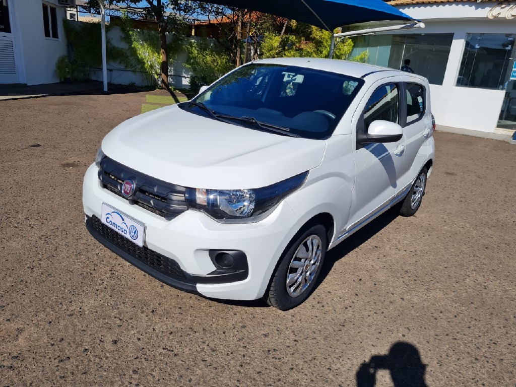 FIAT MOBI 1.0 8V EVO FLEX LIKE. MANUAL FIAT MOBI 1.0 8V EVO FLEX LIKE. MANUAL