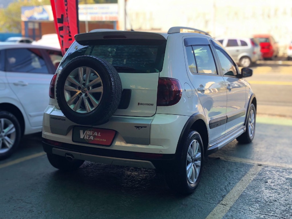 VOLKSWAGEN CROSSFOX 1.6 MI FLEX 8V 4P AUTOMATIZADO VOLKSWAGEN CROSSFOX 1.6 MI FLEX 8V 4P AUTOMATIZADO