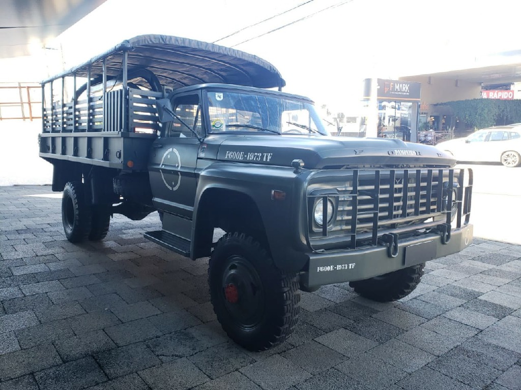 FORD F-600 4X2 FORD F-600 4X2