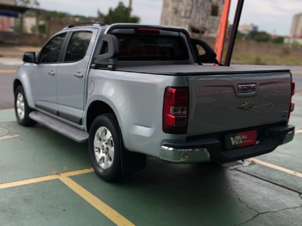 CHEVROLET S10 2.4 MPFI LTZ 4X2 CD 8V FLEX 4P MANUAL CHEVROLET S10 2.4 MPFI LTZ 4X2 CD 8V FLEX 4P MANUAL
