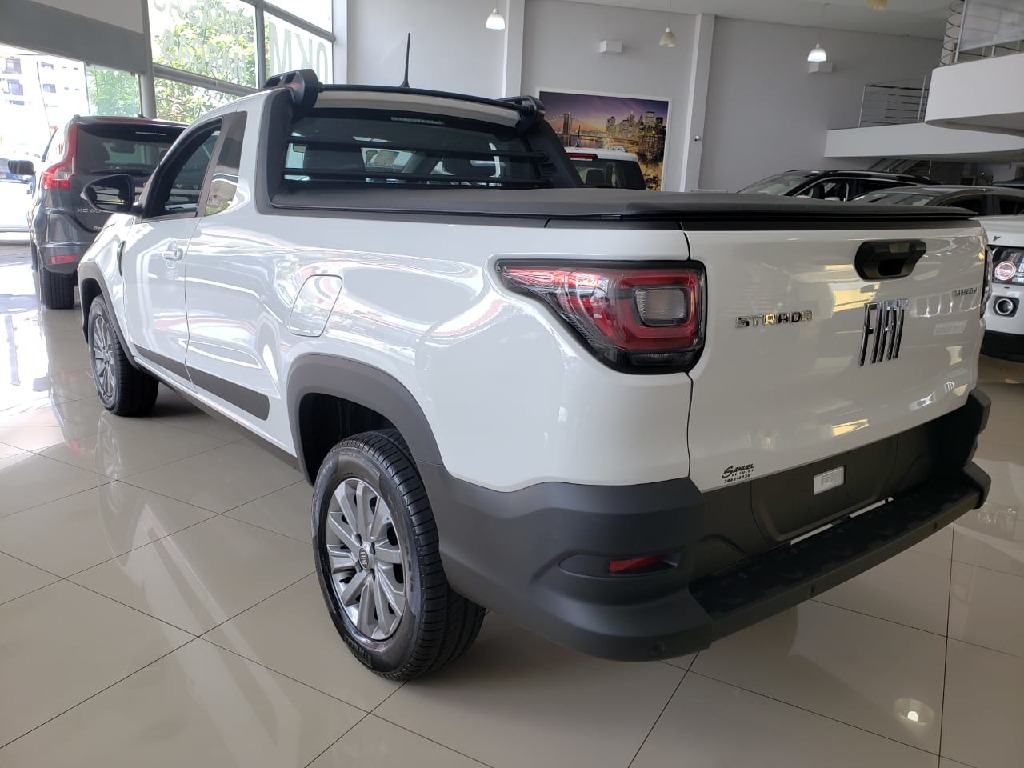 FIAT STRADA 1.3 FIREFLY FLEX FREEDOM CS MANUAL FIAT STRADA 1.3 FIREFLY FLEX FREEDOM CS MANUAL