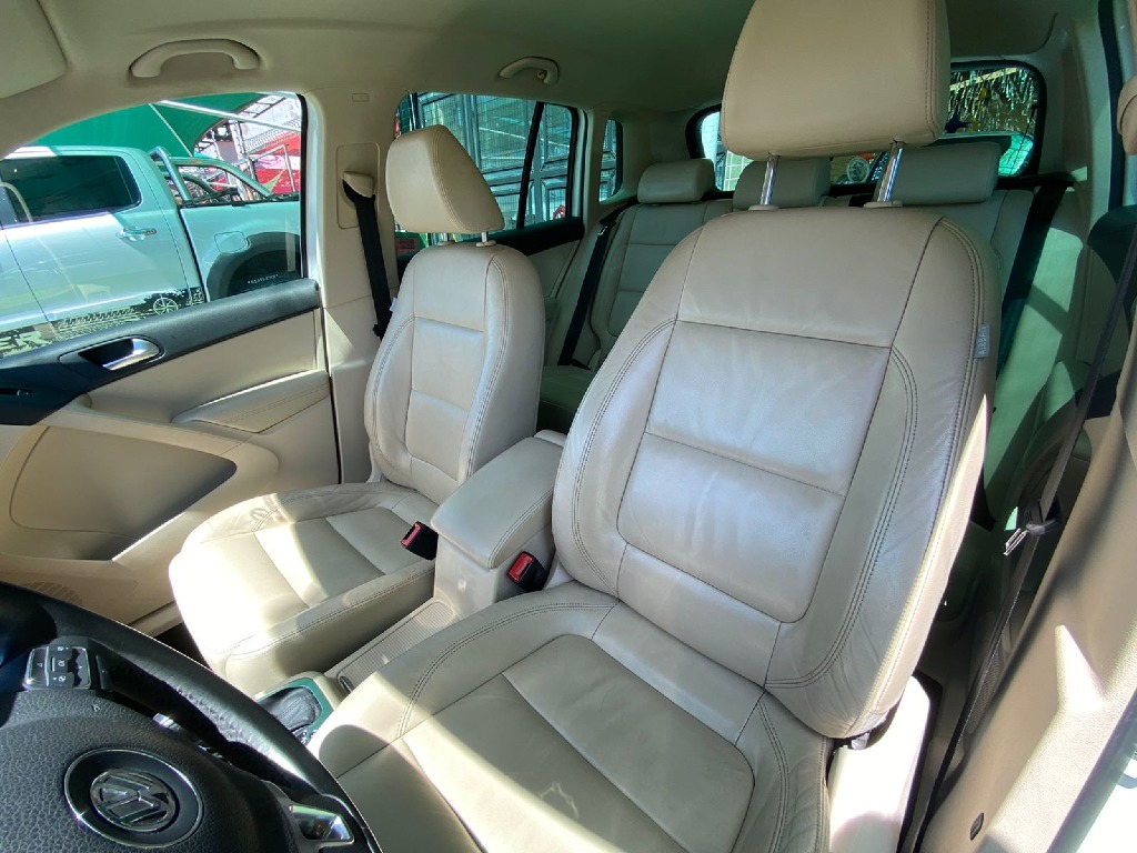 VOLKSWAGEN TIGUAN 2.0 TSI 16V TURBO GASOLINA 4P TIPTRONIC VOLKSWAGEN TIGUAN 2.0 TSI 16V TURBO GASOLINA 4P TIPTRONIC