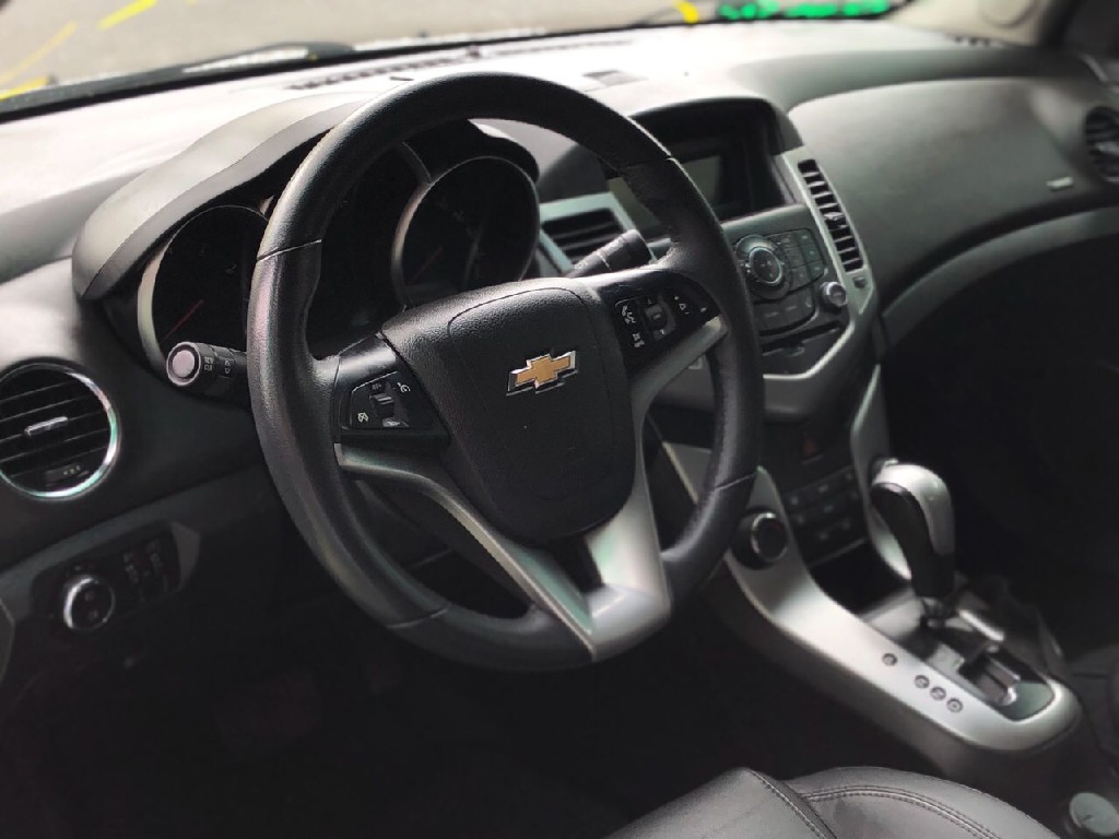 CHEVROLET CRUZE 1.8 LT 16V FLEX 4P AUTOMATICO CHEVROLET CRUZE 1.8 LT 16V FLEX 4P AUTOMATICO