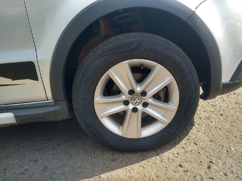 VOLKSWAGEN CROSSFOX 1.6 MI FLEX 8V 4P MANUAL VOLKSWAGEN CROSSFOX 1.6 MI FLEX 8V 4P MANUAL