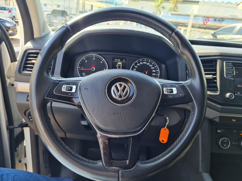VOLKSWAGEN AMAROK 2.0 COMFORTLINE 4X4 CD 16V TURBO INTERCOOLER DIESEL 4P AUTOMATICO VOLKSWAGEN AMAROK 2.0 COMFORTLINE 4X4 CD 16V TURBO INTERCOOLER DIESEL 4P AUTOMATICO