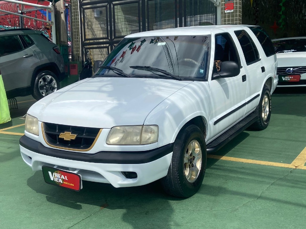 CHEVROLET BLAZER 2.2 MPFI DLX 4X2 8V GASOLINA 4P MANUAL CHEVROLET BLAZER 2.2 MPFI DLX 4X2 8V GASOLINA 4P MANUAL