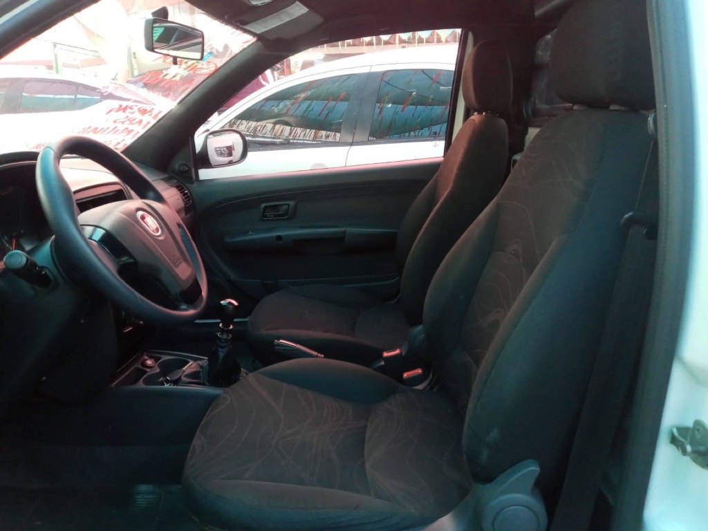 FIAT STRADA 1.4 MPI HARD WORKING CS 8V FLEX 2P MANUAL FIAT STRADA 1.4 MPI HARD WORKING CS 8V FLEX 2P MANUAL