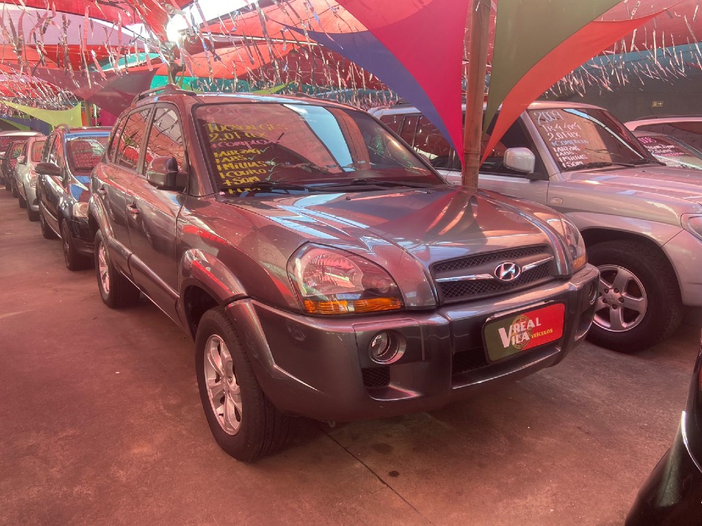 HYUNDAI TUCSON 2.0 MPFI GLS 16V 143CV 2WD FLEX 4P AUTOMATICO HYUNDAI TUCSON 2.0 MPFI GLS 16V 143CV 2WD FLEX 4P AUTOMATICO