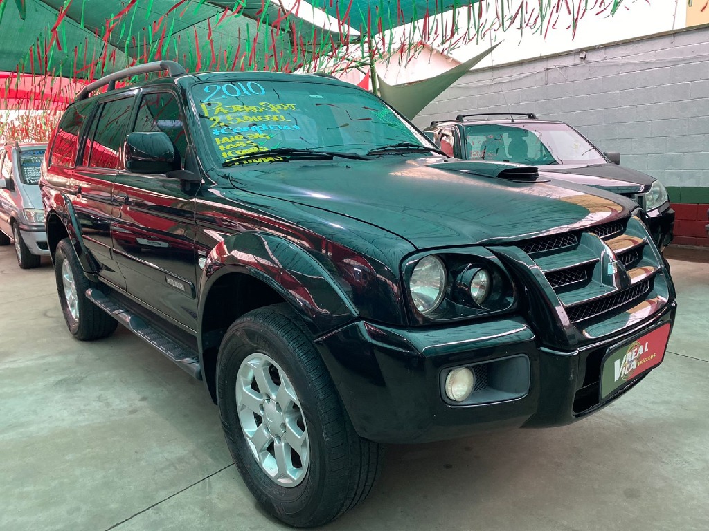 MITSUBISHI PAJERO 2.5 HD 4X4 8V TURBO INTERCOOLER DIESEL 4P MANUAL MITSUBISHI PAJERO 2.5 HD 4X4 8V TURBO INTERCOOLER DIESEL 4P MANUAL