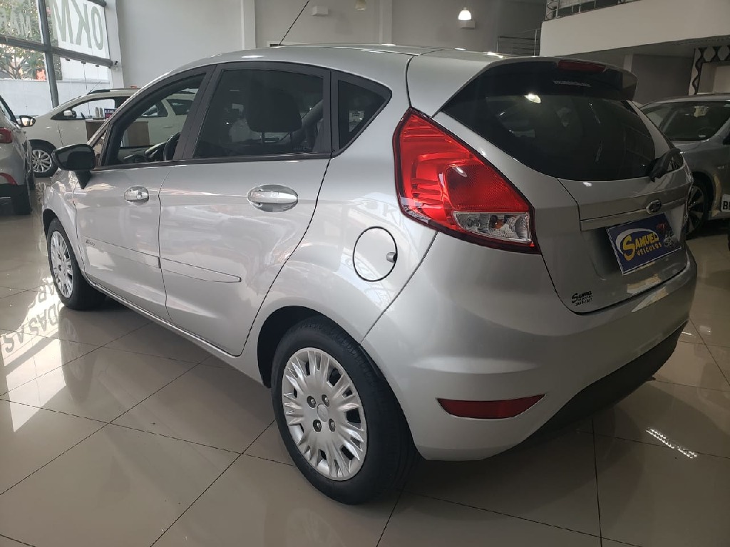 FORD FIESTA 1.5 S HATCH 16V FLEX 4P MANUAL FORD FIESTA 1.5 S HATCH 16V FLEX 4P MANUAL